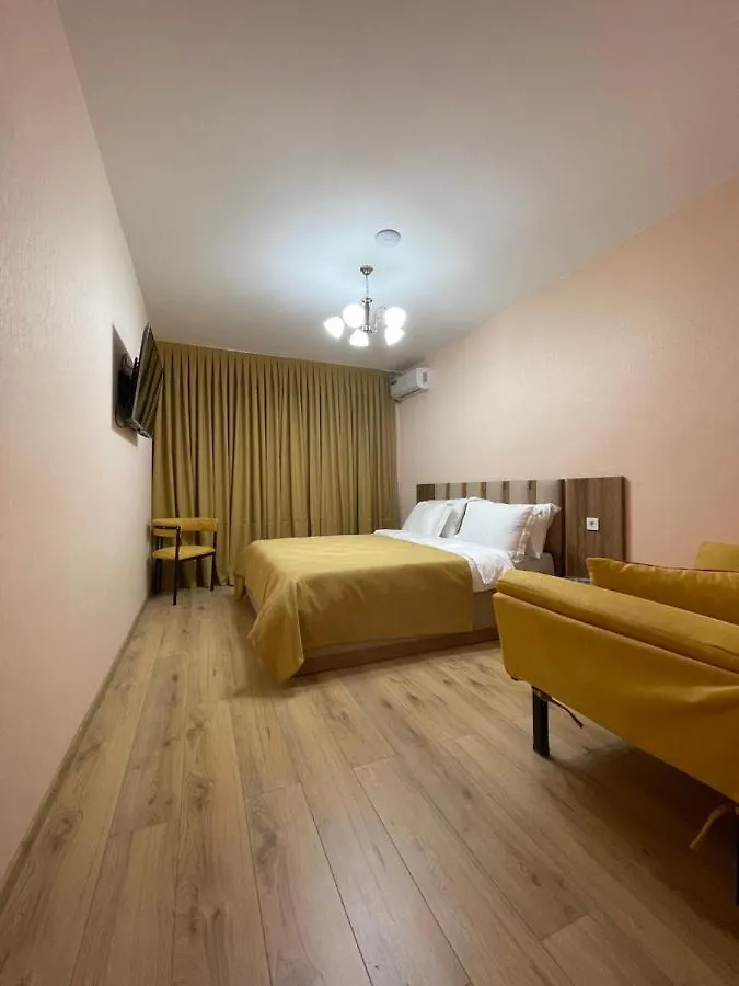 Central Park Apartments 第比利斯