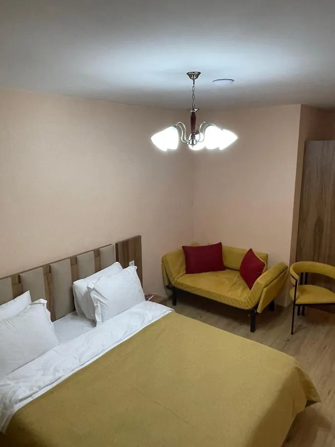 Central Park Apartments 第比利斯