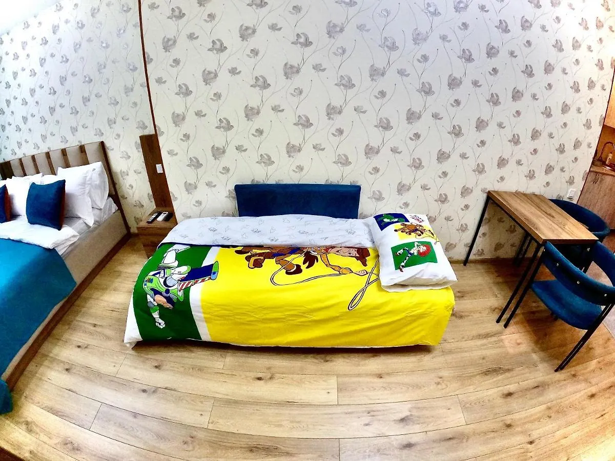 Central Park Apartments 第比利斯