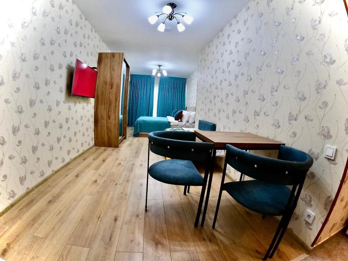 Central Park Apartments 第比利斯