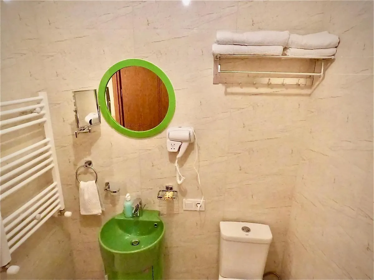 Central Park Apartments 第比利斯